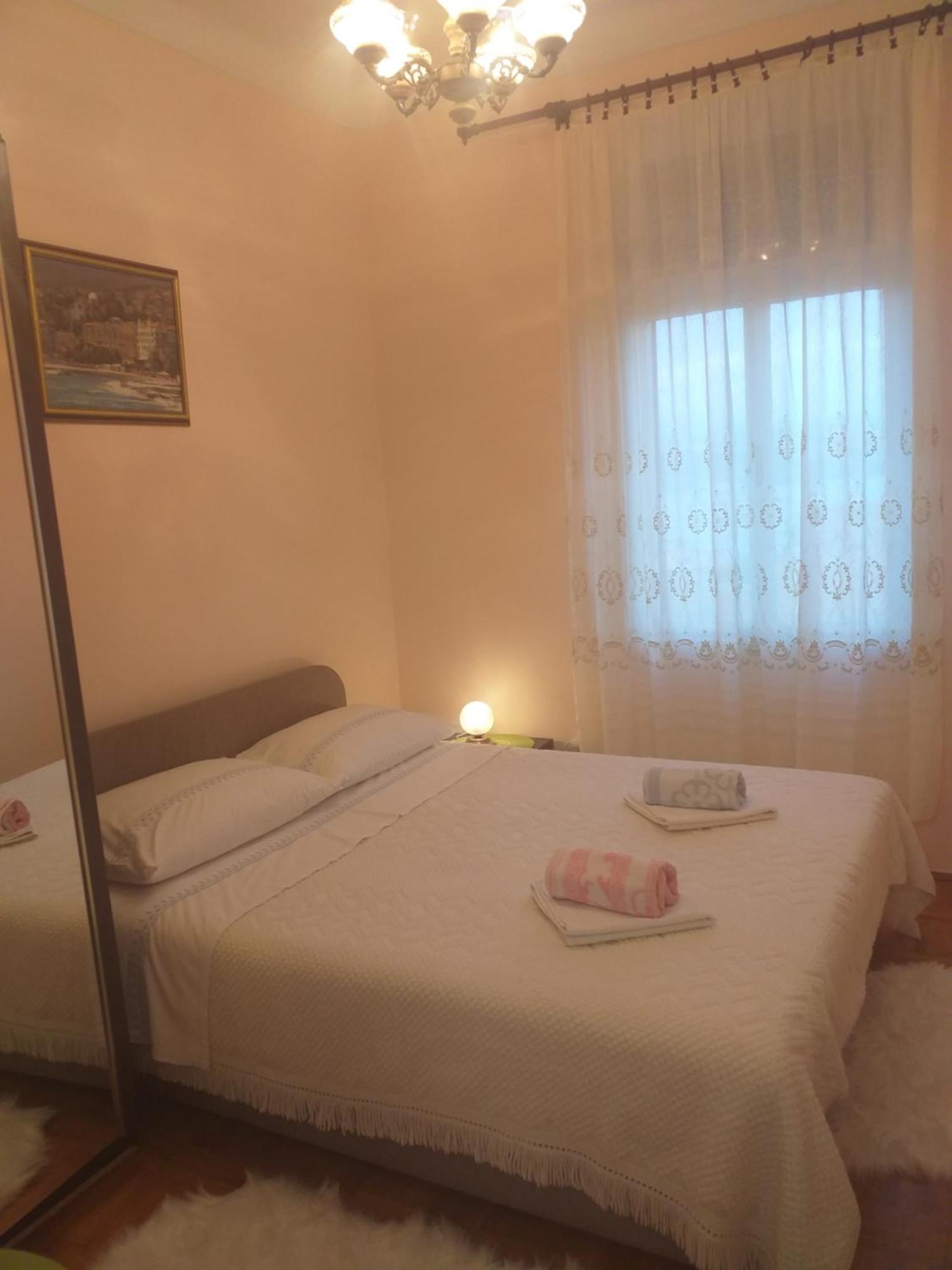 Mari Apartment